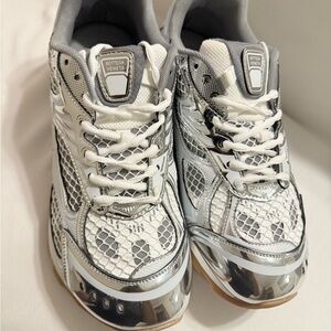 Bottega Veneta Women's Metallic Silver and White Sneakers